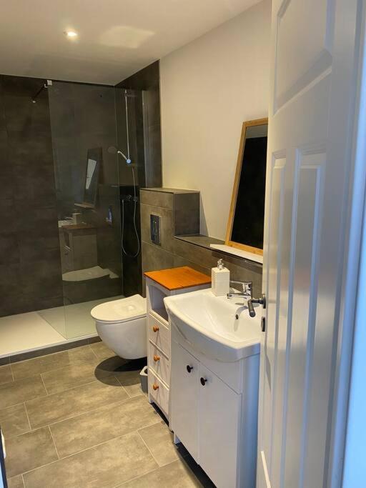 Hanshagen  Traumhafte Ferienwohnung Im Landhausstil מראה חיצוני תמונה